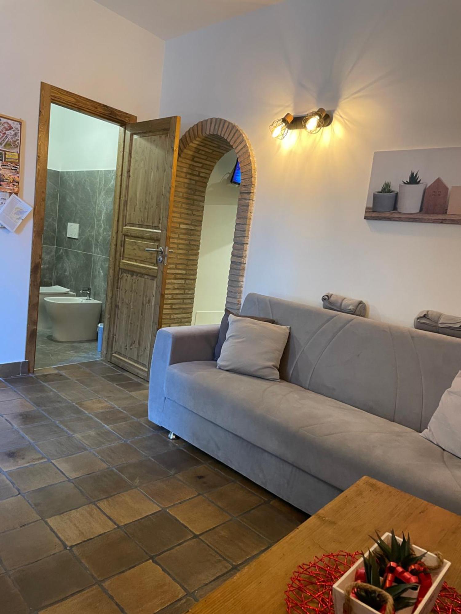 “la Casetta Nel Borgo” Cerveteri